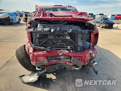 Piąte zdjęcie samochodu w środku: 2018 CHEVROLET SILVERADO K3500 HIGH COUNTRY VIN:1GC4K1EY3JF208775 - miniatura