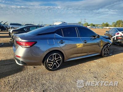 Trzecie zdjęcie samochodu z tyłu: 2025 NISSAN SENTRA SR VIN:3N1AB8DV8SY410804 - miniatura