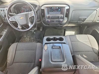 Zdjęcie 8 z 12 samochodu: 2018 CHEVROLET SILVERADO K1500 LT VIN:3GCUKREC2JG112833 - miniatura