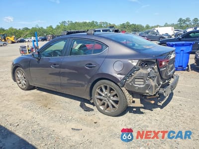 Drugie zdjęcie samochodu z przodu: 2018 MAZDA 3 TOURING VIN:3MZBN1V37JM254318 - miniatura