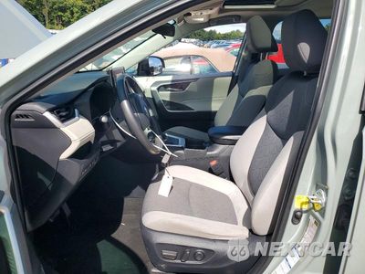 Zdjęcie 7 z 14 samochodu: 2021 TOYOTA RAV4 XLE VIN:2T3P1RFV6MW176832 - miniatura