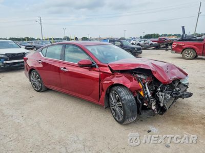 Czwarte zdjęcie samochodu z boku: 2023 NISSAN ALTIMA SL VIN:1N4BL4EV8PN354332 - miniatura