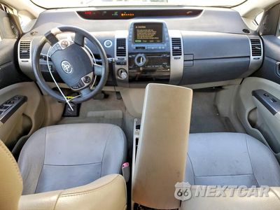 Zdjęcie 8 z 12 samochodu: 2006 TOYOTA PRIUS BASE VIN:JTDKB20U263193700 - miniatura