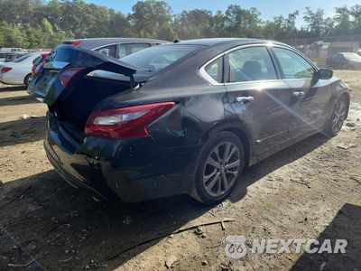 Trzecie zdjęcie samochodu z tyłu: 2018 NISSAN ALTIMA 2.5 SR VIN:1N4AL3AP2JC229407 - miniatura