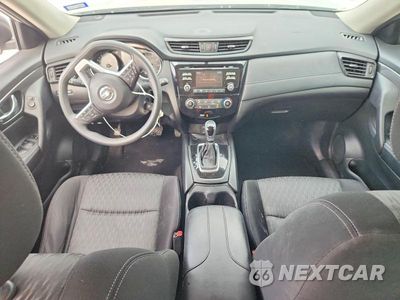 Zdjęcie 8 z 13 samochodu: 2017 NISSAN ROGUE S VIN:JN8AT2MT5HW141090 - miniatura
