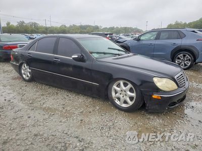 Czwarte zdjęcie samochodu z boku: 2004 MERCEDES-BENZ S 430 4MATIC VIN:WDBNG83J14A429893 - miniatura