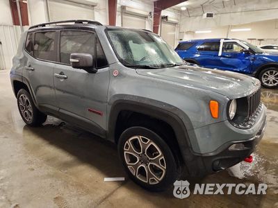 Czwarte zdjęcie samochodu z boku: 2017 JEEP RENEGADE TRAILHAWK VIN:ZACCJBCB4HPF81995 - miniatura