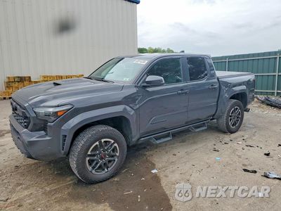 2024 TOYOTA TACOMA TRD SPORT 3TMLB5JN5RM049526 - główne zdjęcie licytacji z USA - miniatura