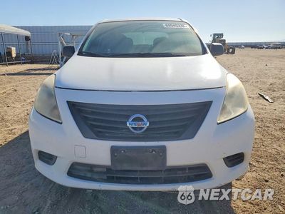 Piąte zdjęcie samochodu w środku: 2014 NISSAN VERSA 1.6 S PLUS VIN:3N1CN7AP8EL855299 - miniatura