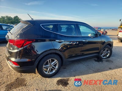 Trzecie zdjęcie samochodu z tyłu: 2018 HYUNDAI SANTA FE SPORT 2.4L VIN:5XYZTDLB2JG547740 - miniatura