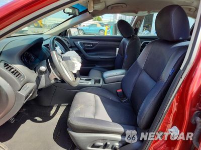 Zdjęcie 7 z 12 samochodu: 2016 NISSAN ALTIMA 2.5 SR VIN:1N4AL3AP1GC264898 - miniatura