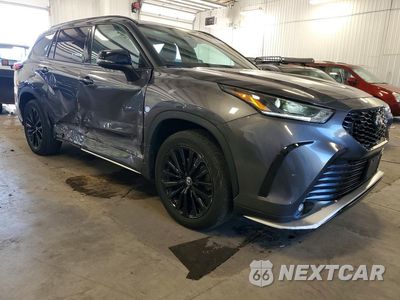 Czwarte zdjęcie samochodu z boku: 2023 TOYOTA HIGHLANDER XSE VIN:5TDKDRBH4PS511030 - miniatura