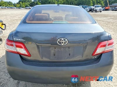 Zdjęcie 6 z 12 samochodu: 2010 TOYOTA CAMRY LE VIN:4T4BF3EK8AR002108 - miniatura