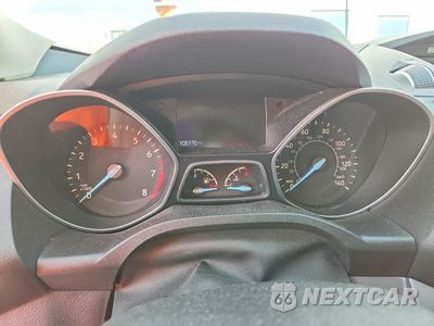 Zdjęcie 9 z 14 samochodu: 2017 FORD ESCAPE SE VIN:1FMCU0GD6HUC24240 - miniatura