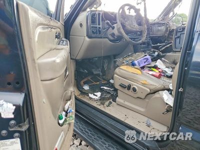 Zdjęcie 8 z 13 samochodu: 2005 GMC YUKON XL DENALI VIN:1GKFK66U35J127249 - miniatura