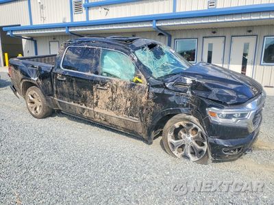 Czwarte zdjęcie samochodu z boku: 2019 RAM 1500 LIMITED VIN:1C6SRFHT7KN594728 - miniatura