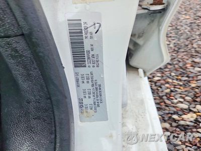 Zdjęcie 13 z 13 samochodu: 2015 CHRYSLER 200 LIMITED VIN:1C3CCCAB4FN743363 - miniatura