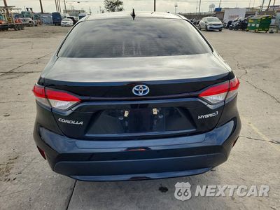 Zdjęcie 6 z 12 samochodu: 2022 TOYOTA COROLLA LE VIN:JTDEAMDE2NJ036712 - miniatura