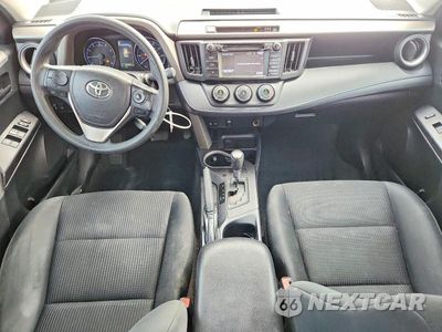 Zdjęcie 8 z 13 samochodu: 2018 TOYOTA RAV4 LE VIN:2T3ZFREV8JW486407 - miniatura