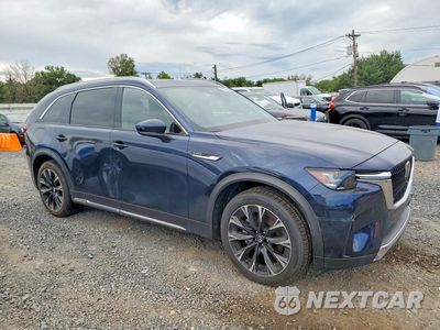 Czwarte zdjęcie samochodu z boku: 2024 MAZDA CX-90 PREMIUM PLUS VIN:JM3KKEHA9R1120813 - miniatura