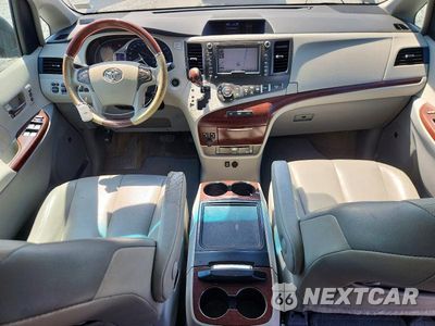 Zdjęcie 8 z 14 samochodu: 2013 TOYOTA SIENNA LIMITED 7-PASSENGER VIN:5TDYK3DC2DS375930 - miniatura