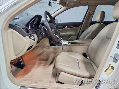 Zdjęcie 7 z 12 samochodu: 2010 MERCEDES-BENZ C 300 4MATIC VIN:WDDGF8BB8AR108654 - miniatura