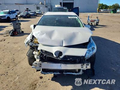 Piąte zdjęcie samochodu w środku: 2011 TOYOTA PRIUS THREE VIN:JTDKN3DU2B0270293 - miniatura