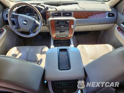 Zdjęcie 8 z 14 samochodu: 2007 CHEVROLET TAHOE C1500 VIN:1GNFC130X7R154876 - miniatura