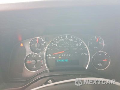 Zdjęcie 9 z 12 samochodu: 2019 CHEVROLET EXPRESS 2500 CARGO DELIVERY VAN VIN:1GCWGAFP3K1333211 - miniatura