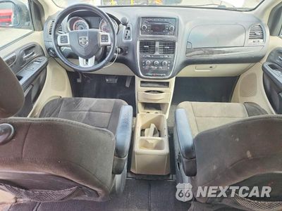 Zdjęcie 8 z 13 samochodu: 2013 DODGE GRAND CARAVAN SE VIN:2C4RDGBG6DR628462 - miniatura