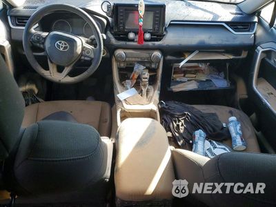 Zdjęcie 8 z 13 samochodu: 2021 TOYOTA RAV4 XLE VIN:2T3W1RFV5MW120151 - miniatura