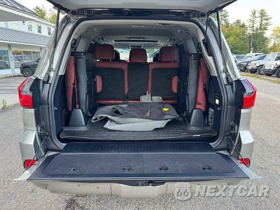 Zdjęcie 9 z 14 samochodu: 2019 LEXUS LX 570 VIN:JTJHY7AX5K4293449 - miniatura