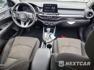 Zdjęcie 8 z 12 samochodu: 2023 KIA FORTE LXS VIN:3KPF24AD7PE611450 - miniatura