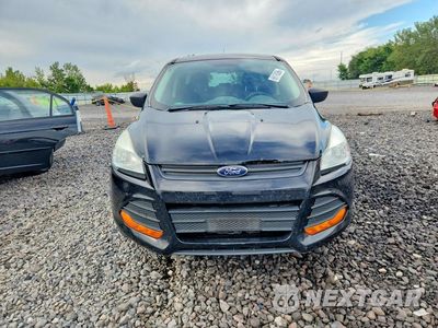 Piąte zdjęcie samochodu w środku: 2016 FORD ESCAPE S VIN:1FMCU0F77GUC21695 - miniatura