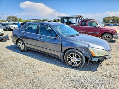 Czwarte zdjęcie samochodu z boku: 2006 HONDA ACCORD EX VIN:1HGCM56746A032747 - miniatura
