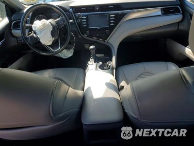 Zdjęcie 8 z 12 samochodu: 2020 TOYOTA CAMRY SE VIN:4T1G11AKXLU360340 - miniatura