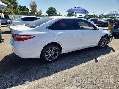 Trzecie zdjęcie samochodu z tyłu: 2016 TOYOTA CAMRY SE VIN:4T1BF1FK1GU222759 - miniatura