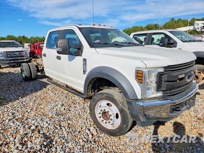 Czwarte zdjęcie samochodu z boku: 2019 FORD F450 SUPER DUTY VIN:1FD0W4GY3KEC84100 - miniatura