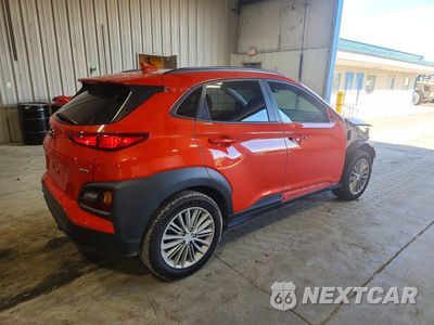 Trzecie zdjęcie samochodu z tyłu: 2019 HYUNDAI KONA SEL VIN:KM8K6CAA5KU351865 - miniatura