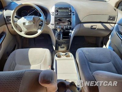 Zdjęcie 8 z 13 samochodu: 2006 TOYOTA SIENNA LE 7 PASSENGER VIN:5TDZA23C66S542294 - miniatura