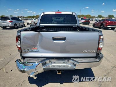 Zdjęcie 6 z 12 samochodu: 2015 TOYOTA TACOMA V6 VIN:5TFLU4EN1FX139440 - miniatura