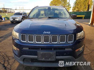 Piąte zdjęcie samochodu w środku: 2018 JEEP COMPASS LATITUDE VIN:3C4NJDBB9JT188501 - miniatura