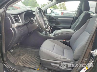 Zdjęcie 7 z 13 samochodu: 2019 TOYOTA HIGHLANDER LE VIN:5TDBZRFH6KS955336 - miniatura