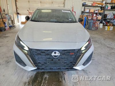 Piąte zdjęcie samochodu w środku: 2025 NISSAN ALTIMA SR VIN:1N4BL4CV2SN420658 - miniatura