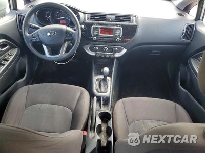 Zdjęcie 8 z 13 samochodu: 2016 KIA RIO LX VIN:KNADM4A39G6561100 - miniatura