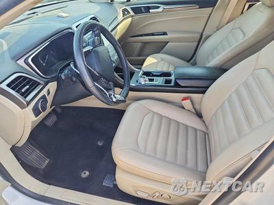 Zdjęcie 7 z 12 samochodu: 2019 FORD FUSION SEL VIN:3FA6P0E96KR144075 - miniatura