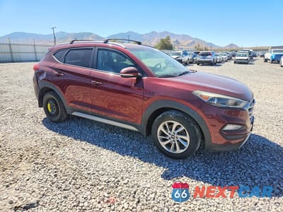 Czwarte zdjęcie samochodu z boku: 2017 HYUNDAI TUCSON ECO VIN:KM8J3CA25HU345053 - miniatura