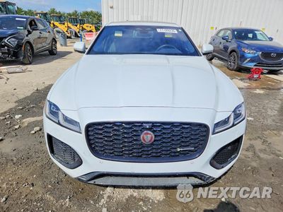 Piąte zdjęcie samochodu w środku: 2021 JAGUAR XF R-DYNAMIC SE VIN:SAJBL4GX5MCY88423 - miniatura