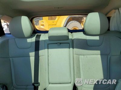 Zdjęcie 10 z 13 samochodu: 2024 HYUNDAI TUCSON LIMITED VIN:5NMJECDE4RH348412 - miniatura