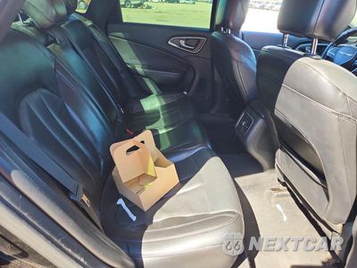 Zdjęcie 10 z 12 samochodu: 2015 CHRYSLER 200 C VIN:1C3CCCCB7FN583993 - miniatura
